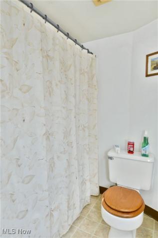 12 - 14 N Main Street Hubbard OH 44425