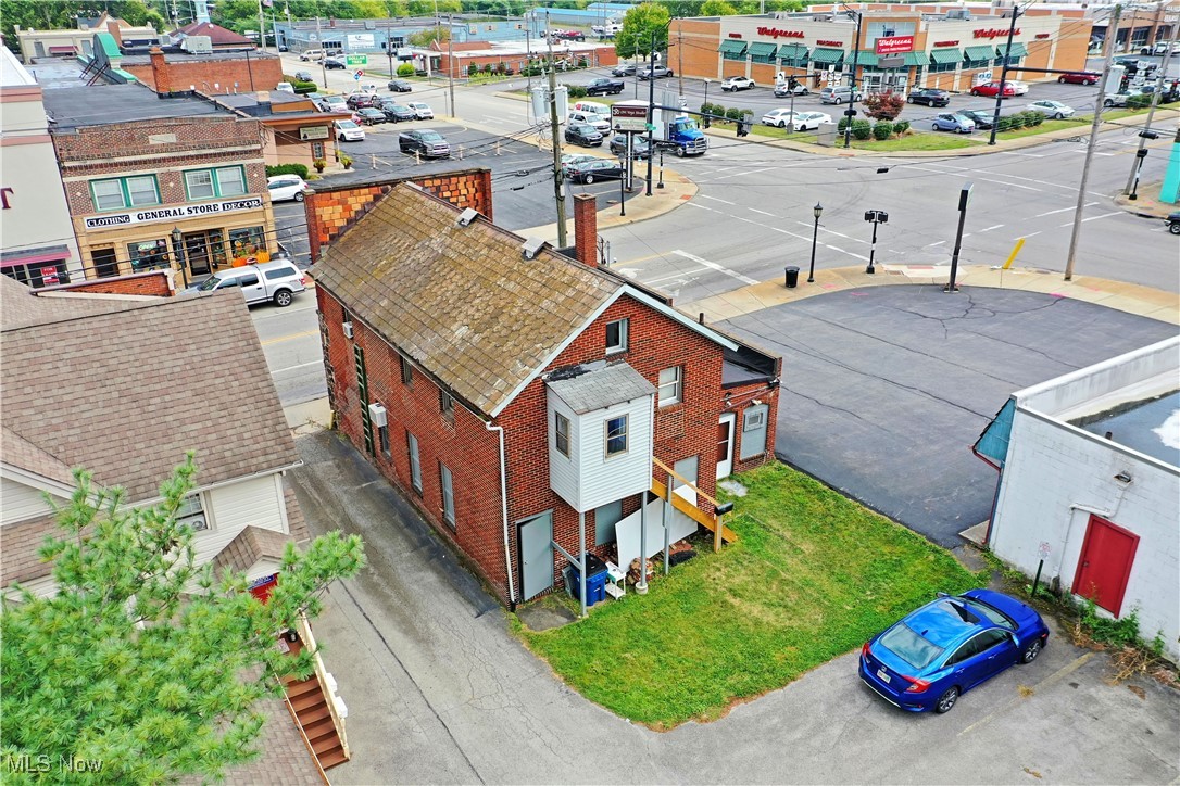 12 - 14 N Main Street Hubbard OH 44425