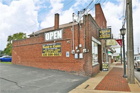 12 - 14 N Main Street Hubbard OH 44425