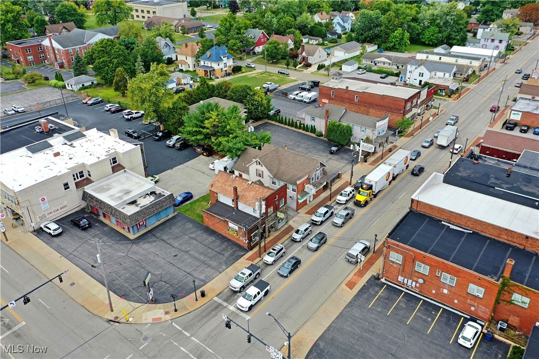 12 - 14 N Main Street Hubbard OH 44425