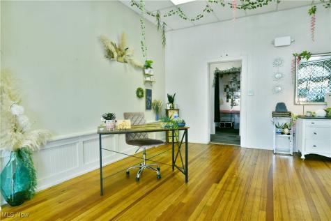 12 - 14 N Main Street Hubbard OH 44425