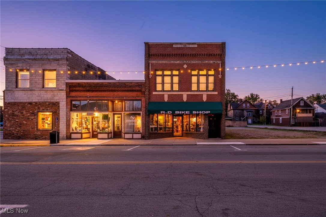 128 2nd Street NW Barberton OH 44203