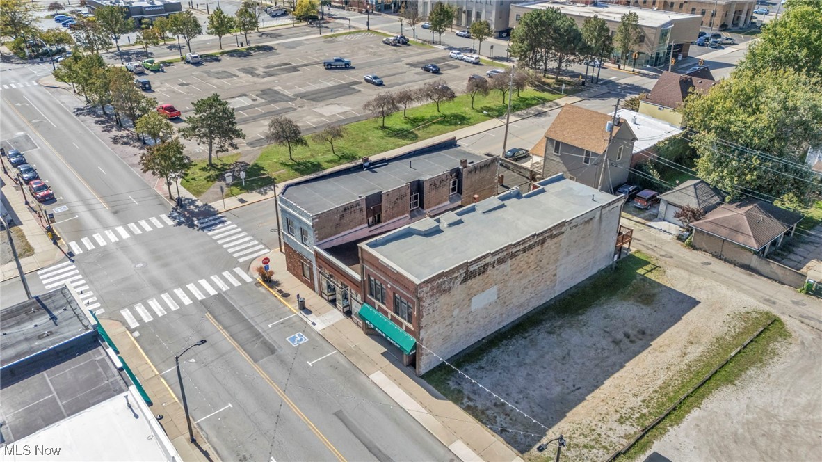 128 2nd Street NW Barberton OH 44203