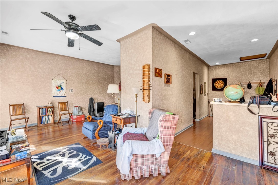 128 2nd Street NW Barberton OH 44203