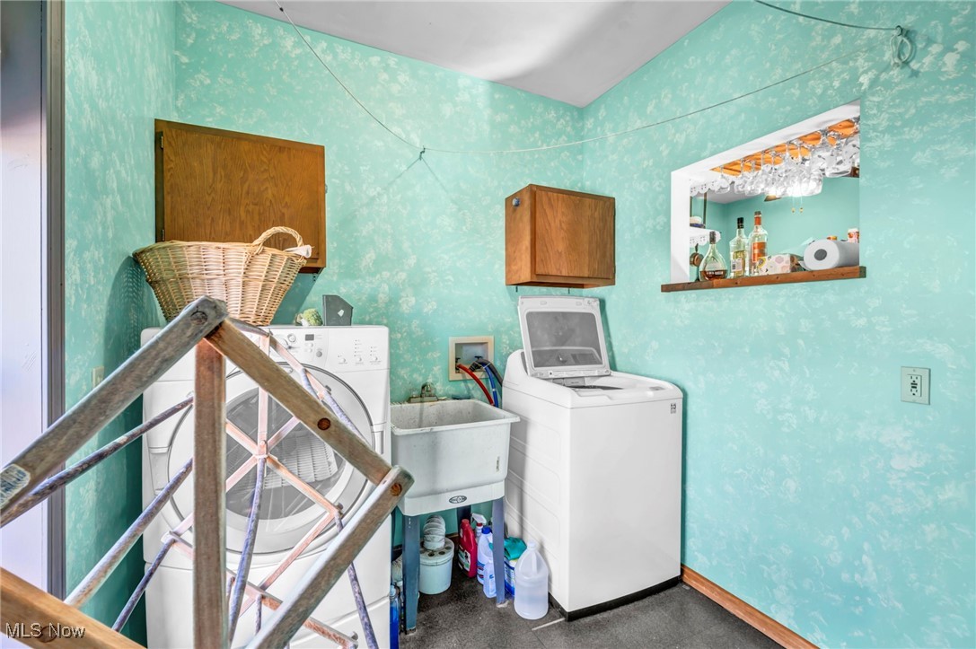 128 2nd Street NW Barberton OH 44203