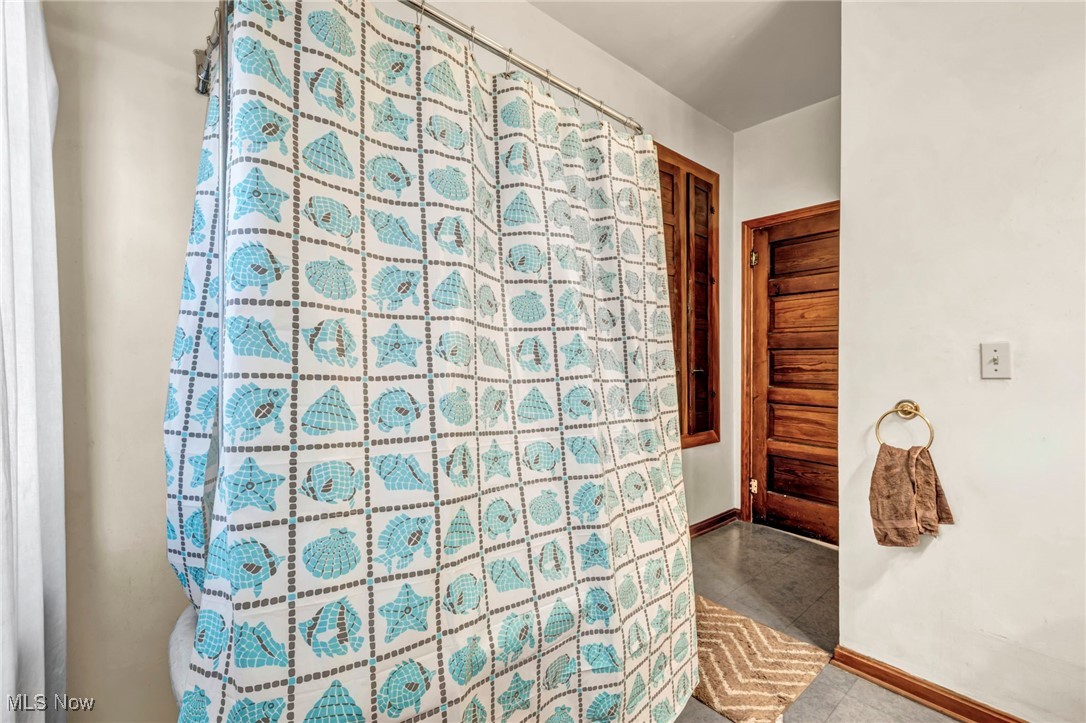 128 2nd Street NW Barberton OH 44203