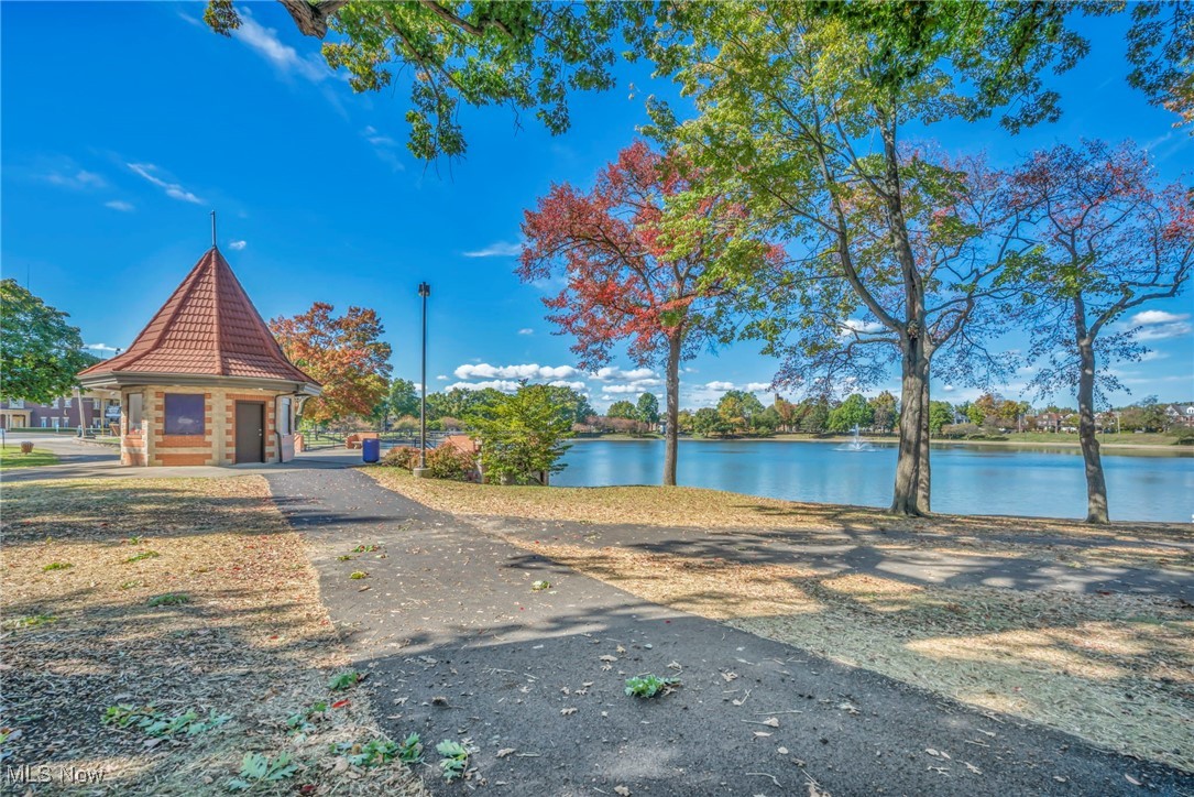 128 2nd Street NW Barberton OH 44203