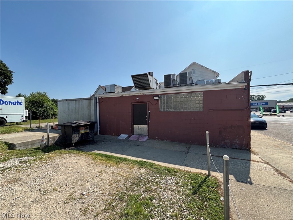 180 Wooster Road N Barberton OH 44203