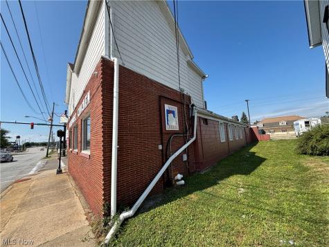 180 Wooster Road N Barberton OH 44203