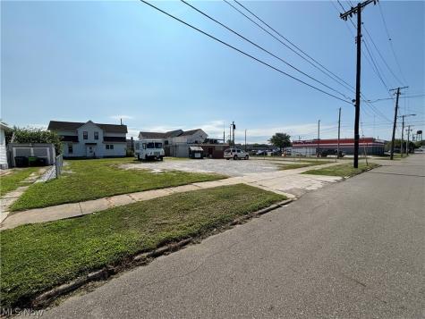 180 Wooster Road N Barberton OH 44203