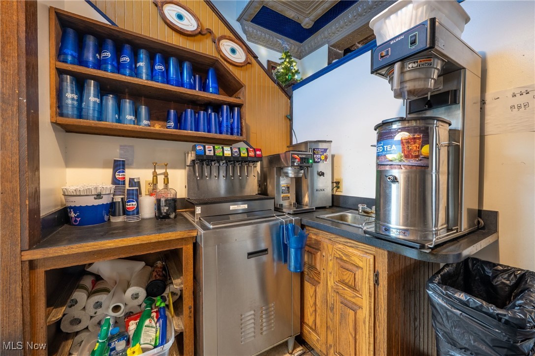 110 S Broadway Street New Philadelphia OH 44663