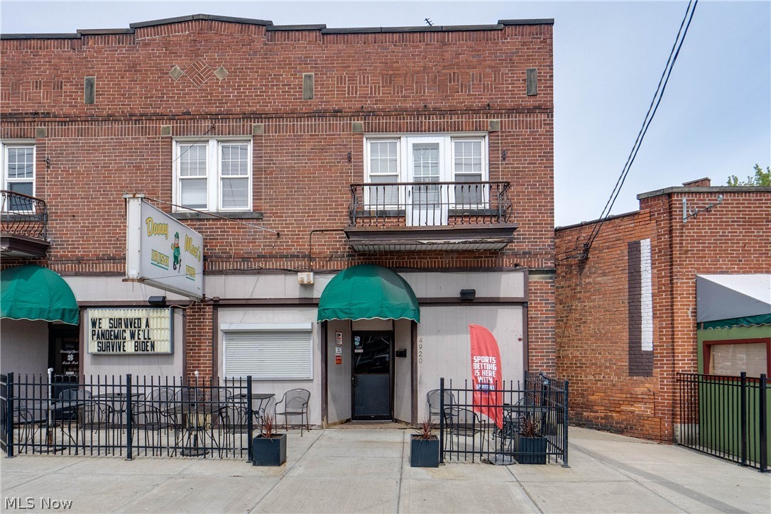4920 Pearl Road Cleveland OH 44109
