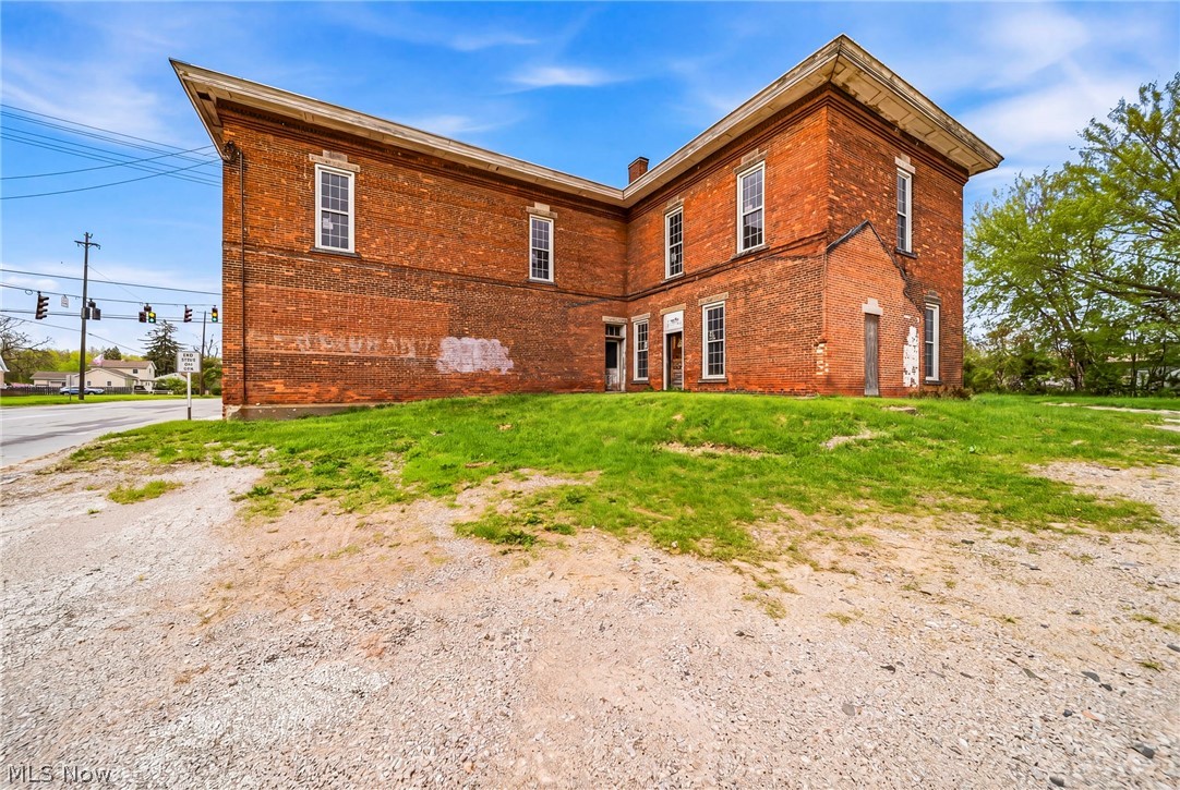 2699 E Center Street Conneaut OH 44030
