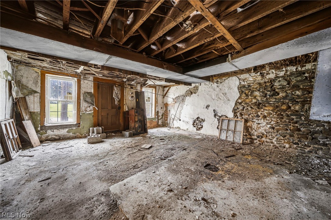 2699 E Center Street Conneaut OH 44030