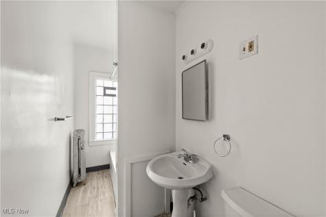 1690 Eddington Road Cleveland Heights OH 44118