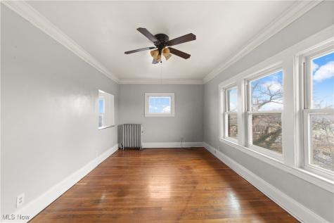 1690 Eddington Road Cleveland Heights OH 44118