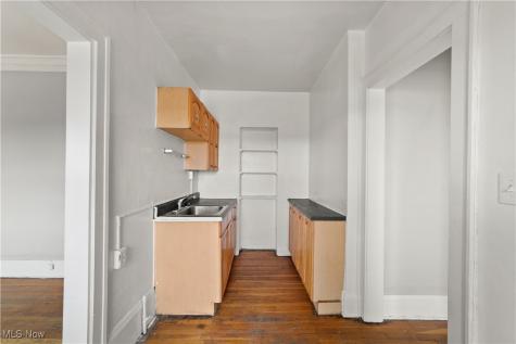 1690 Eddington Road Cleveland Heights OH 44118