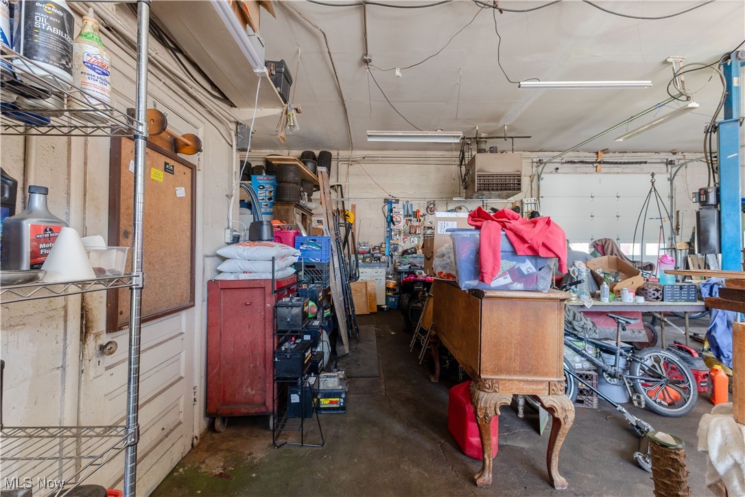 745 E Main Street Geneva OH 44041