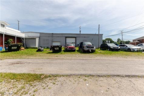 745 E Main Street Geneva OH 44041