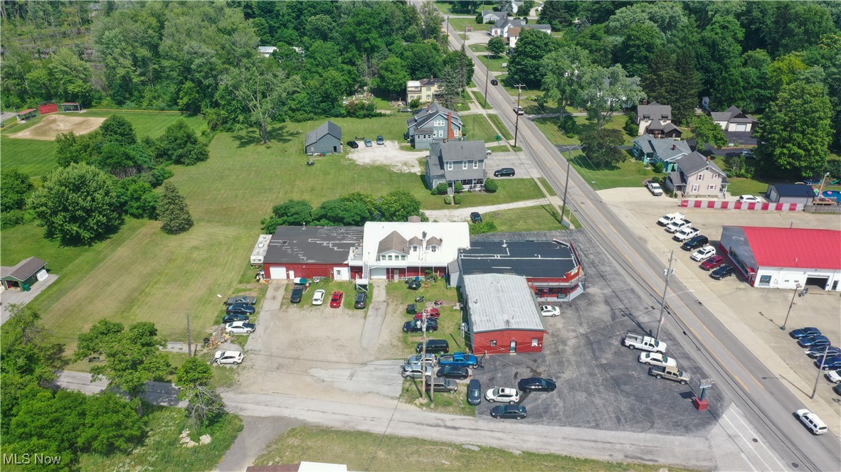 745 E Main Street Geneva OH 44041