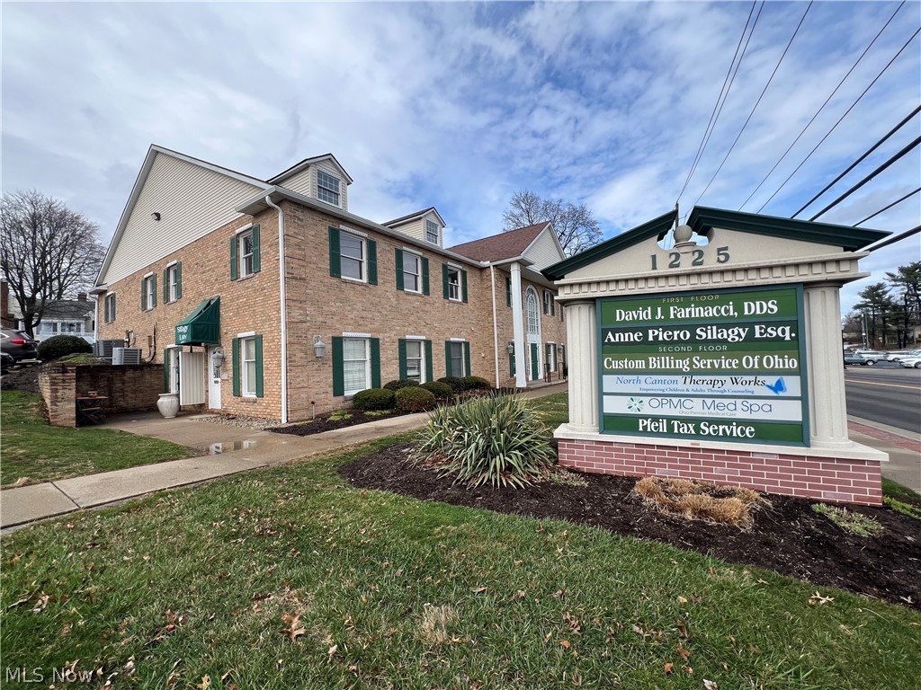 1225 S Main Street North Canton OH 44720