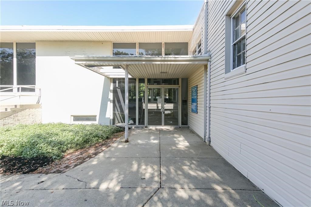 27059 Center Ridge Road Westlake OH 44145