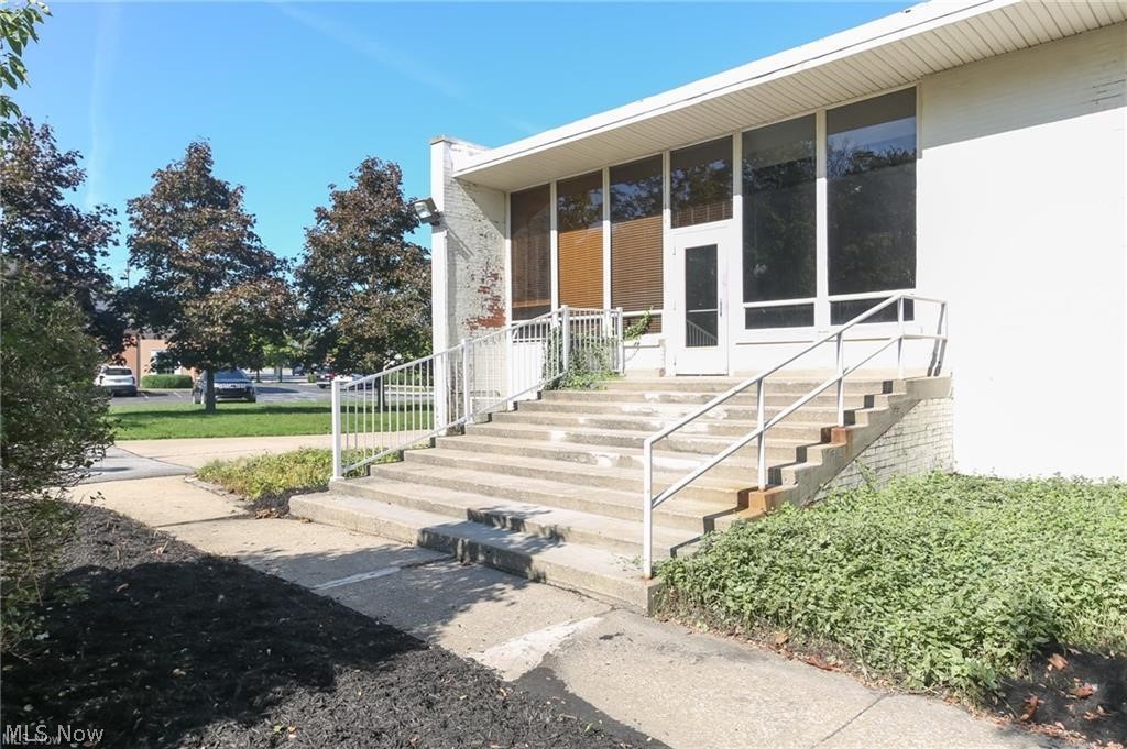 27059 Center Ridge Road Westlake OH 44145