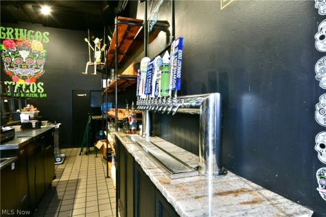 24 N Phelps Street Youngstown OH 44503