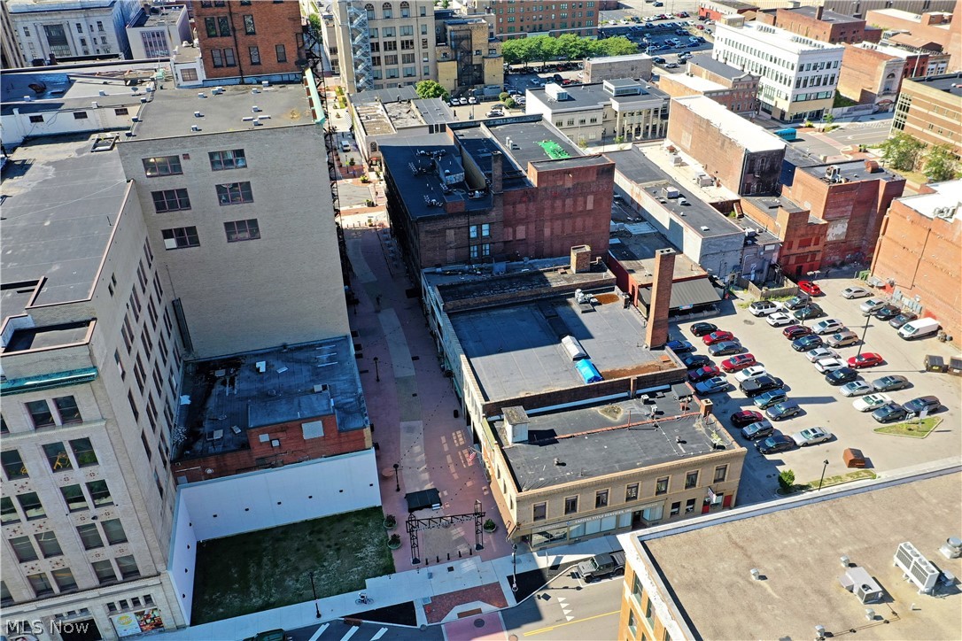 24 N Phelps Street Youngstown OH 44503