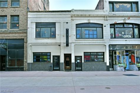24 N Phelps Street Youngstown OH 44503