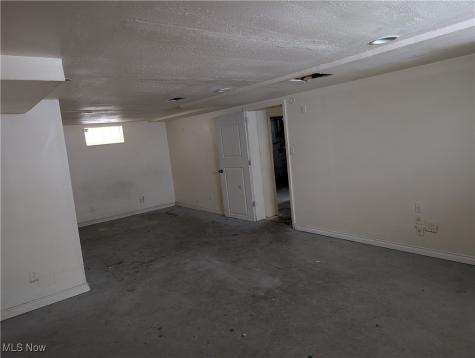 4412 E 156th Street Cleveland OH 44128