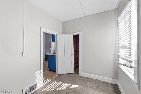 4412 E 156th Street Cleveland OH 44128