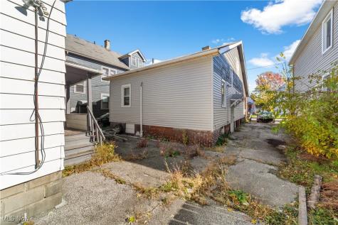 4412 E 156th Street Cleveland OH 44128