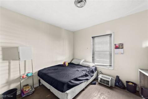 4412 E 156th Street Cleveland OH 44128