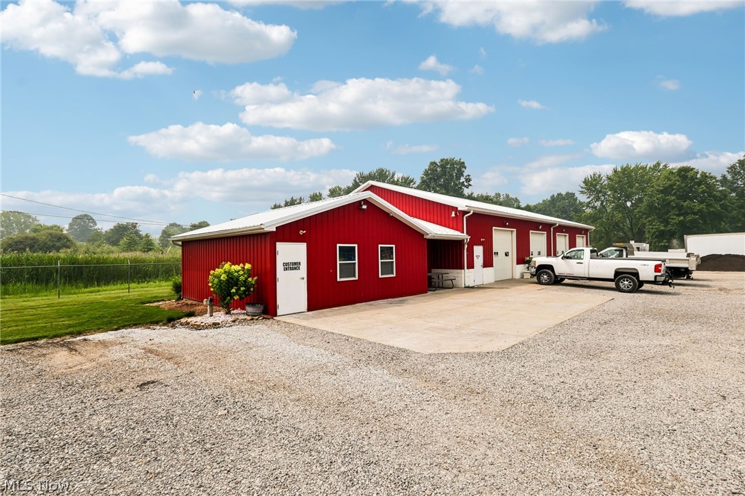 3220 Mccartney Road Youngstown OH 44505