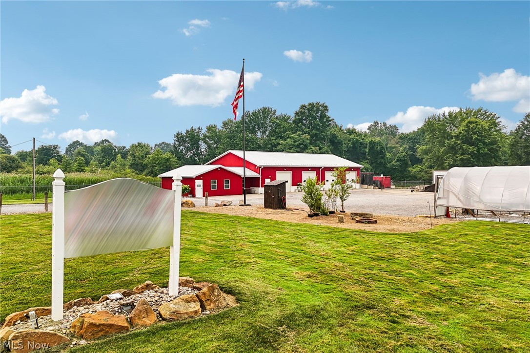 3220 Mccartney Road Youngstown OH 44505