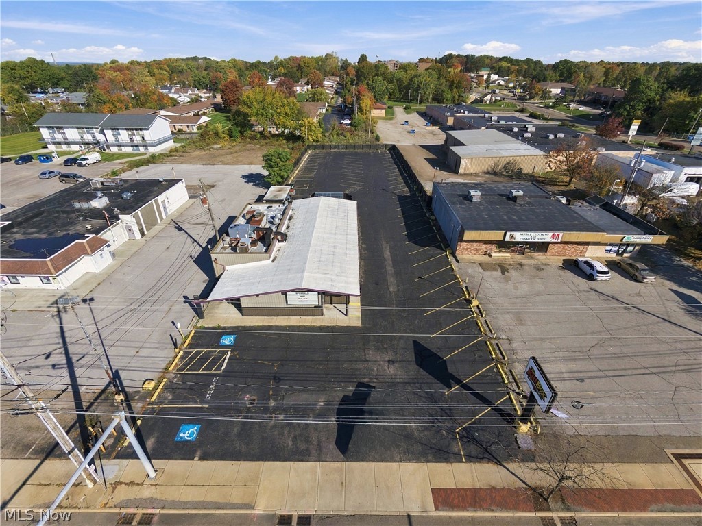 1305 E Tallmadge Avenue Akron OH 44310