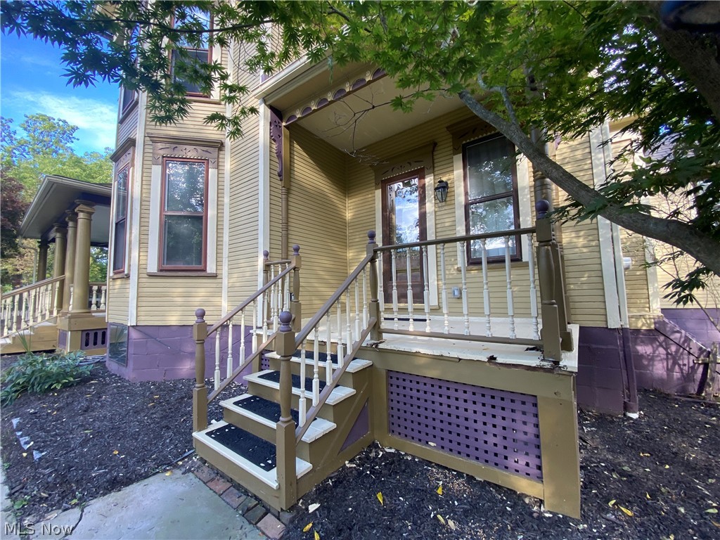 88 E Streetsboro Street Hudson OH 44236