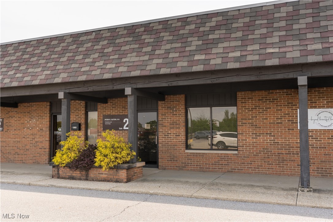 105 5th Street SE Barberton OH 44203