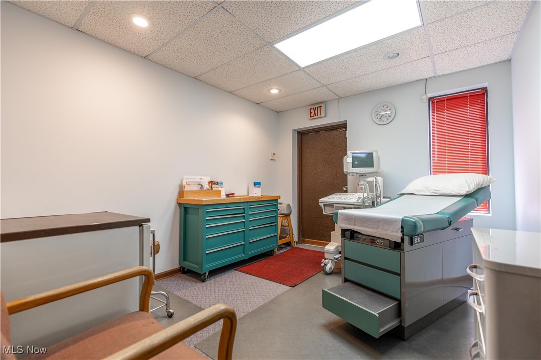 105 5th Street SE Barberton OH 44203