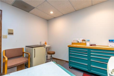 105 5th Street SE Barberton OH 44203