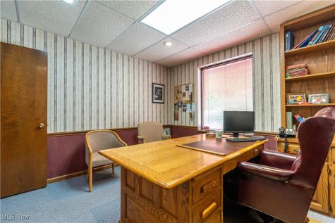 105 5th Street SE Barberton OH 44203