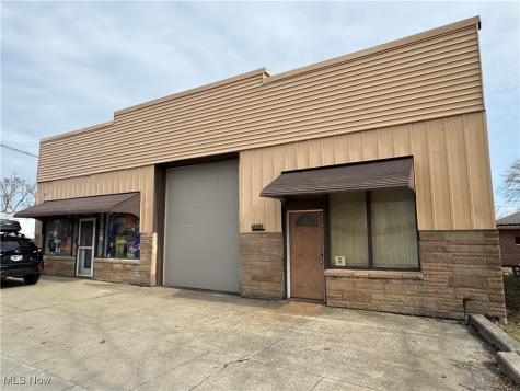 4681 Broadview Road Cleveland OH 44109