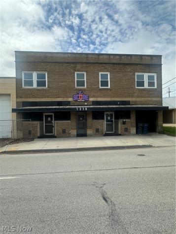 1318 Warrensville Center Road Cleveland Heights OH 44121