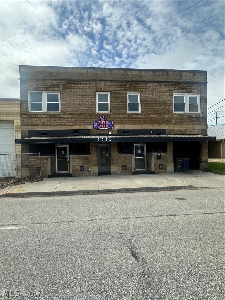 1318 Warrensville Center Road Cleveland Heights OH 44121