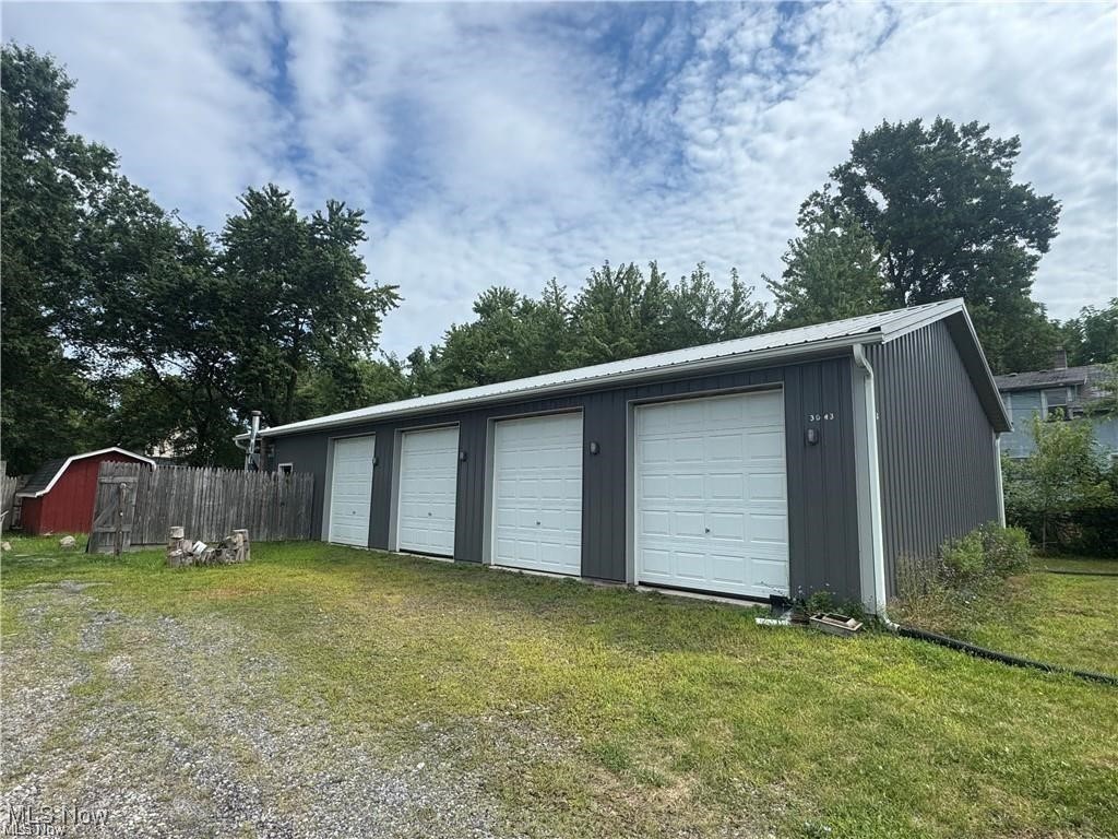 3043 Niles Road SE Warren OH 44484