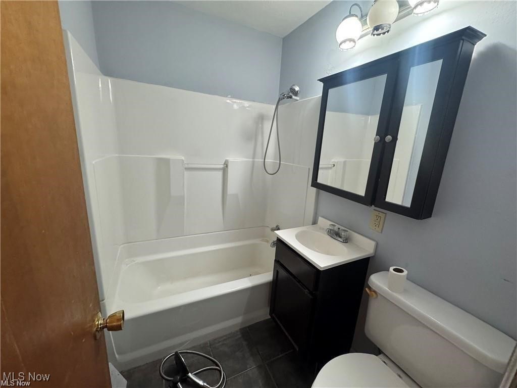 3043 Niles Road SE Warren OH 44484