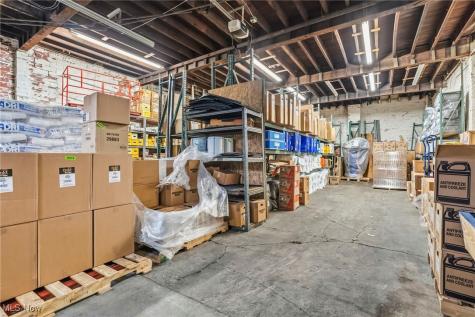 70 Park Avenue SE Carrollton OH 44615