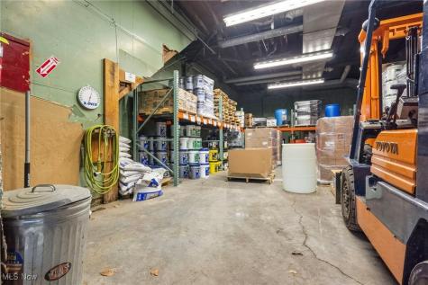 70 Park Avenue SE Carrollton OH 44615