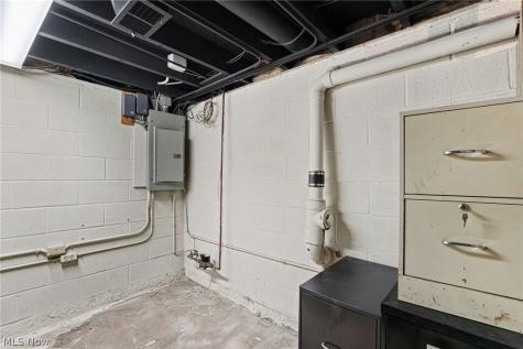 5363 Oberlin Avenue Lorain OH 44053